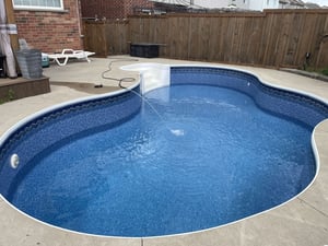 Inground pool liner replacement in Waterloo, ON