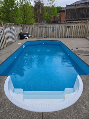 Vinyl Liner Replaced In A Roman Style Pool